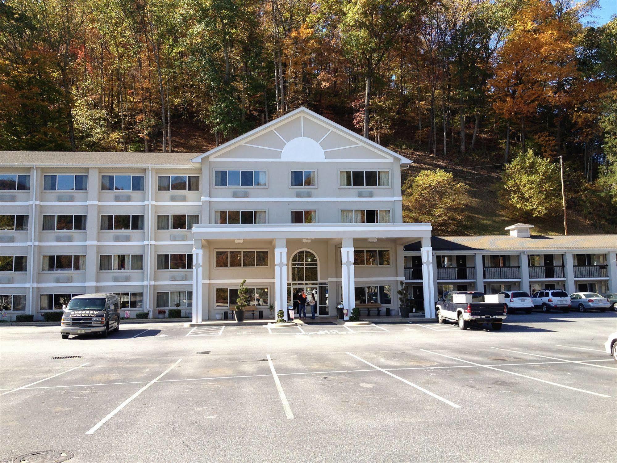 Cherokee Grand Hotel Exterior foto